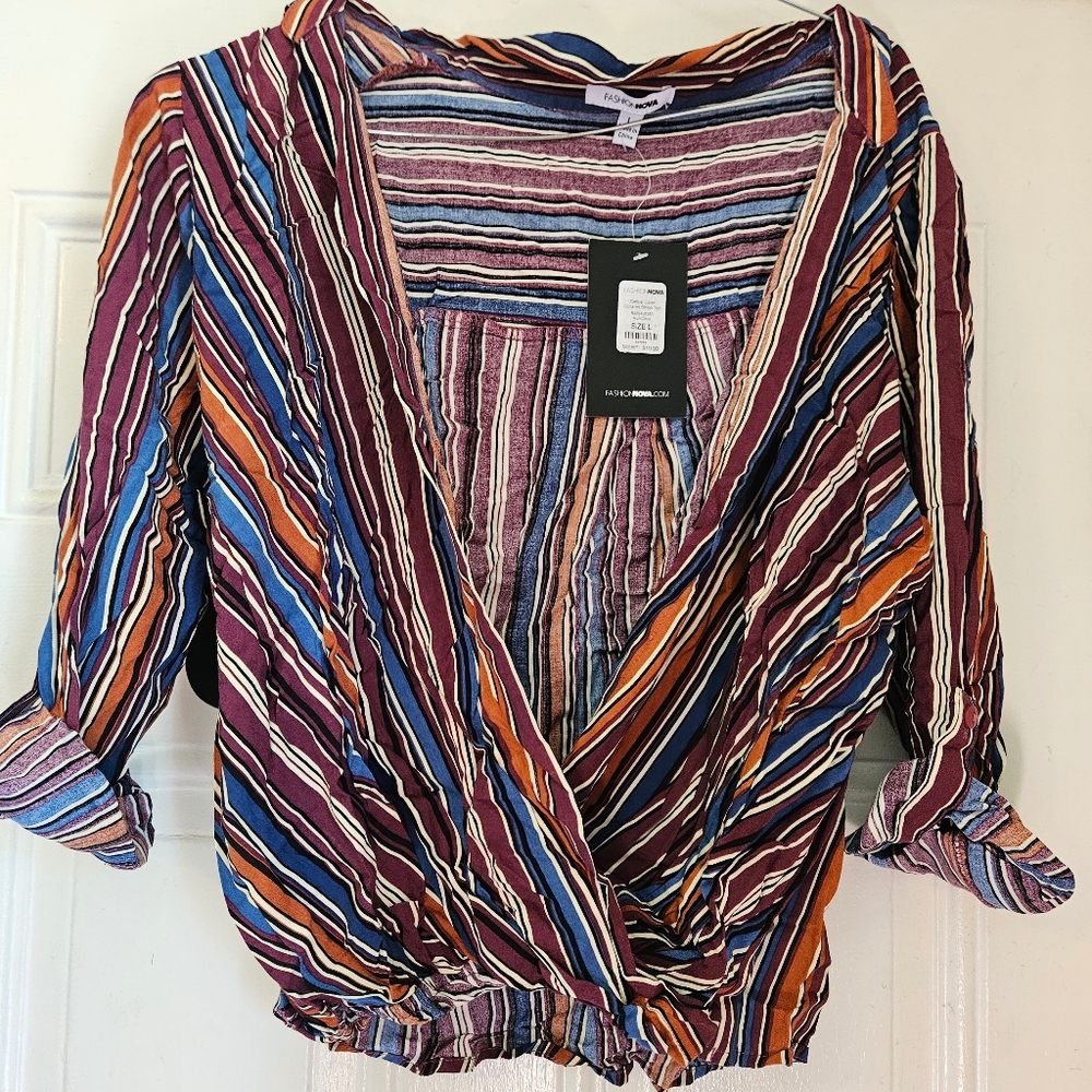 Fashion Nova Casual collared striped top